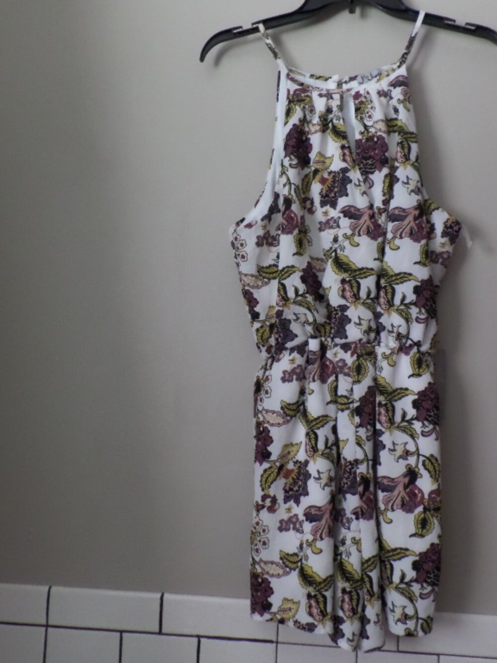 J for Justify Botanical Paisley Print Romper – Size Medium – NWT